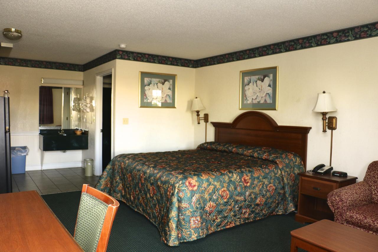 Southern Lodge Orangeburg Exterior photo
