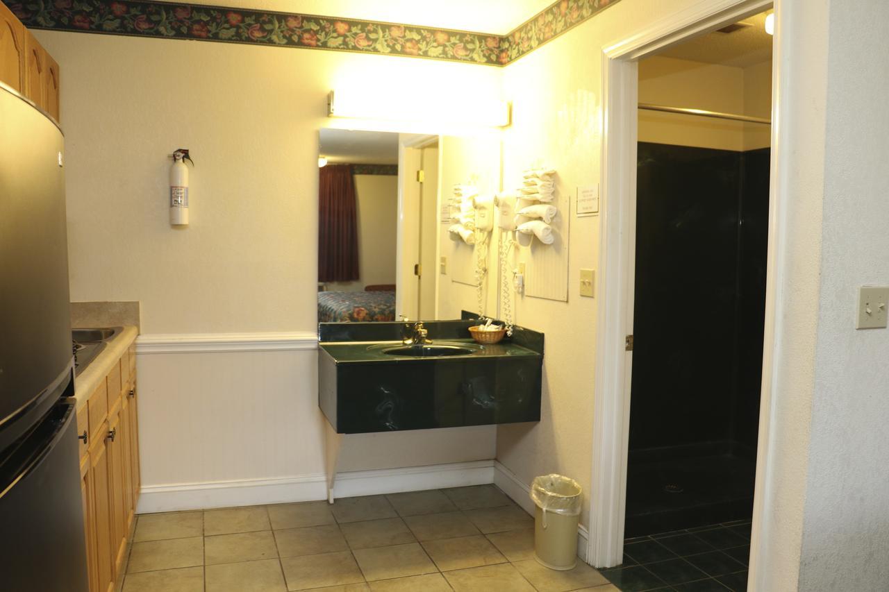 Southern Lodge Orangeburg Exterior photo